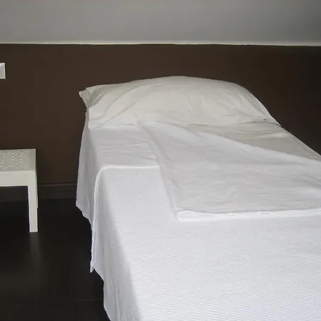 Residencia Universitaria San Jose Apartment *